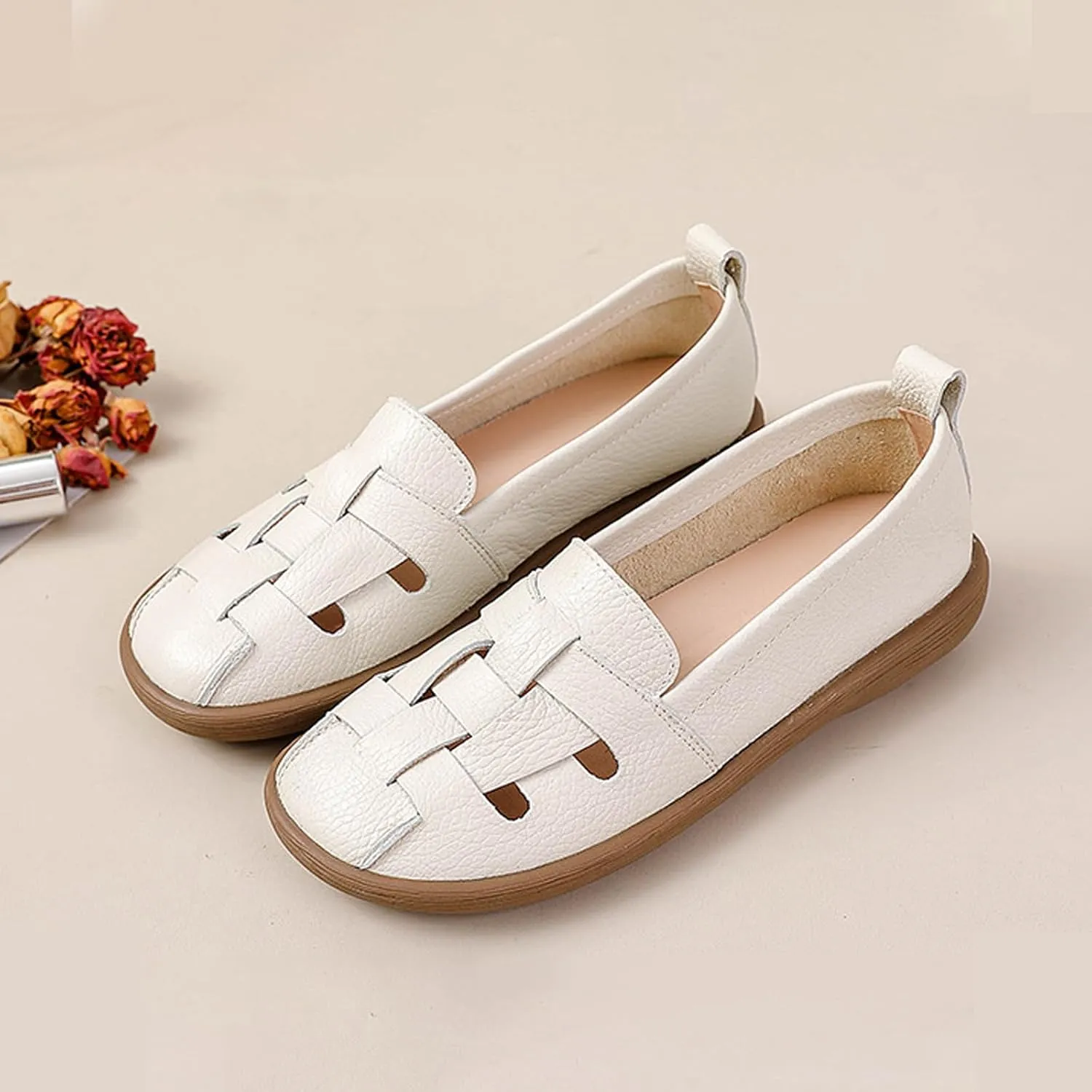 Aceptolcom Women's Casual Loafers Cute Slip On Comfort Walking Flats Leather Driving Moccasins Fashion Closed Toe Boat Shoes