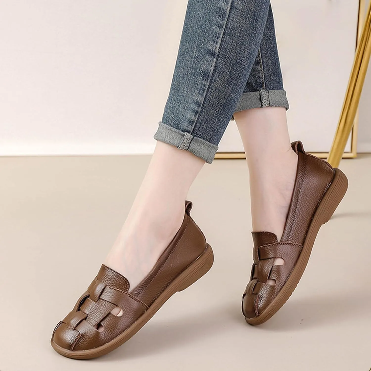 Aceptolcom Women's Casual Loafers Cute Slip On Comfort Walking Flats Leather Driving Moccasins Fashion Closed Toe Boat Shoes