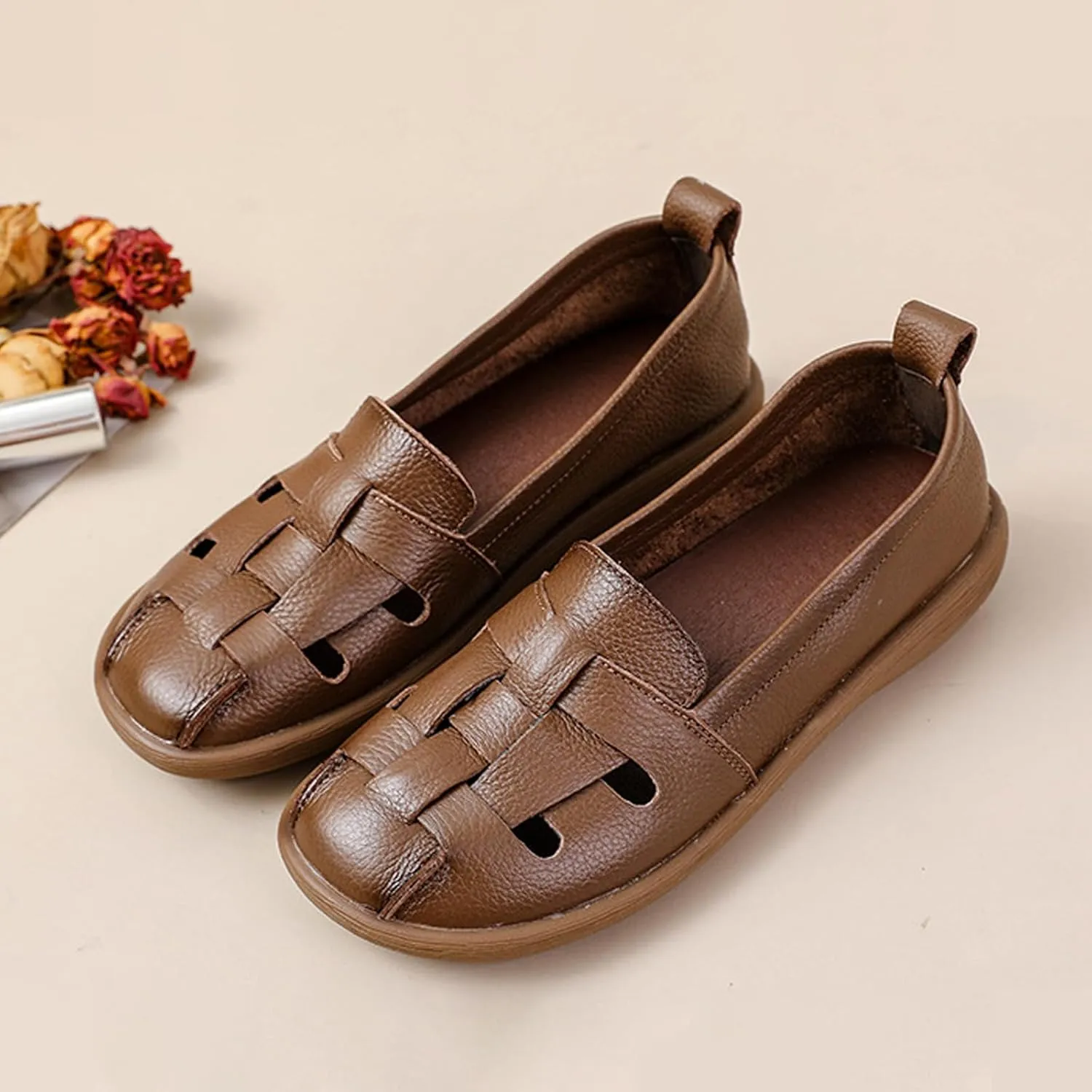 Aceptolcom Women's Casual Loafers Cute Slip On Comfort Walking Flats Leather Driving Moccasins Fashion Closed Toe Boat Shoes