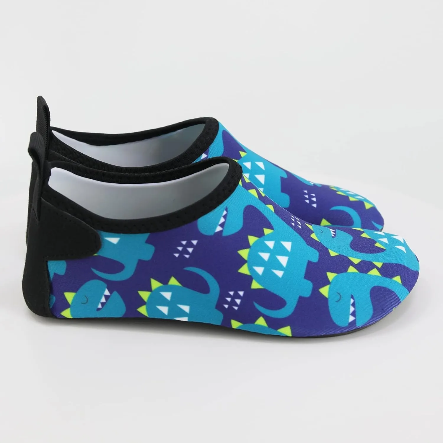 Children Thin and Breathable Swimming Shoes Water Rubber Beach Shoes Skin Diving Shoes Shoes Size 1
