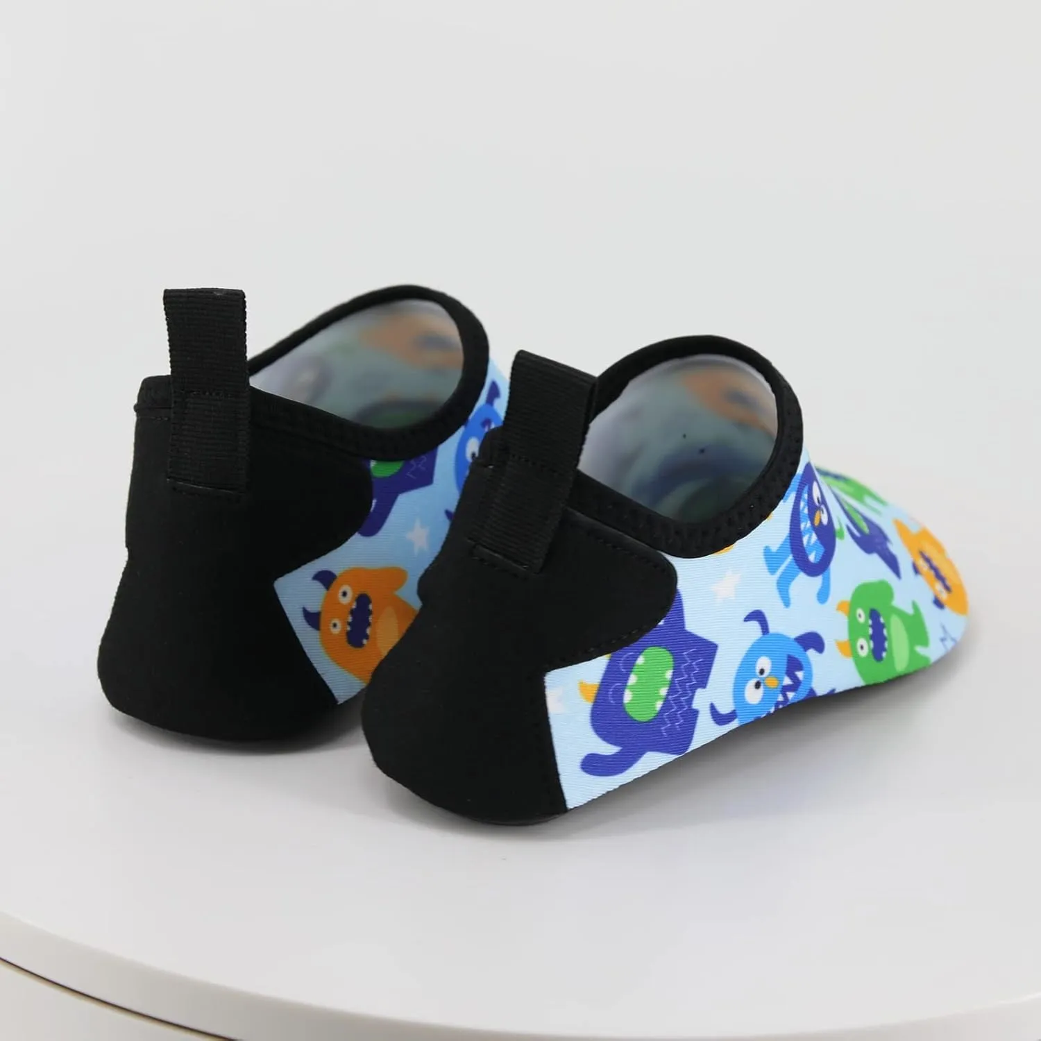 Children Thin and Breathable Swimming Shoes Water Rubber Beach Shoes Skin Diving Shoes Shoes Size 1