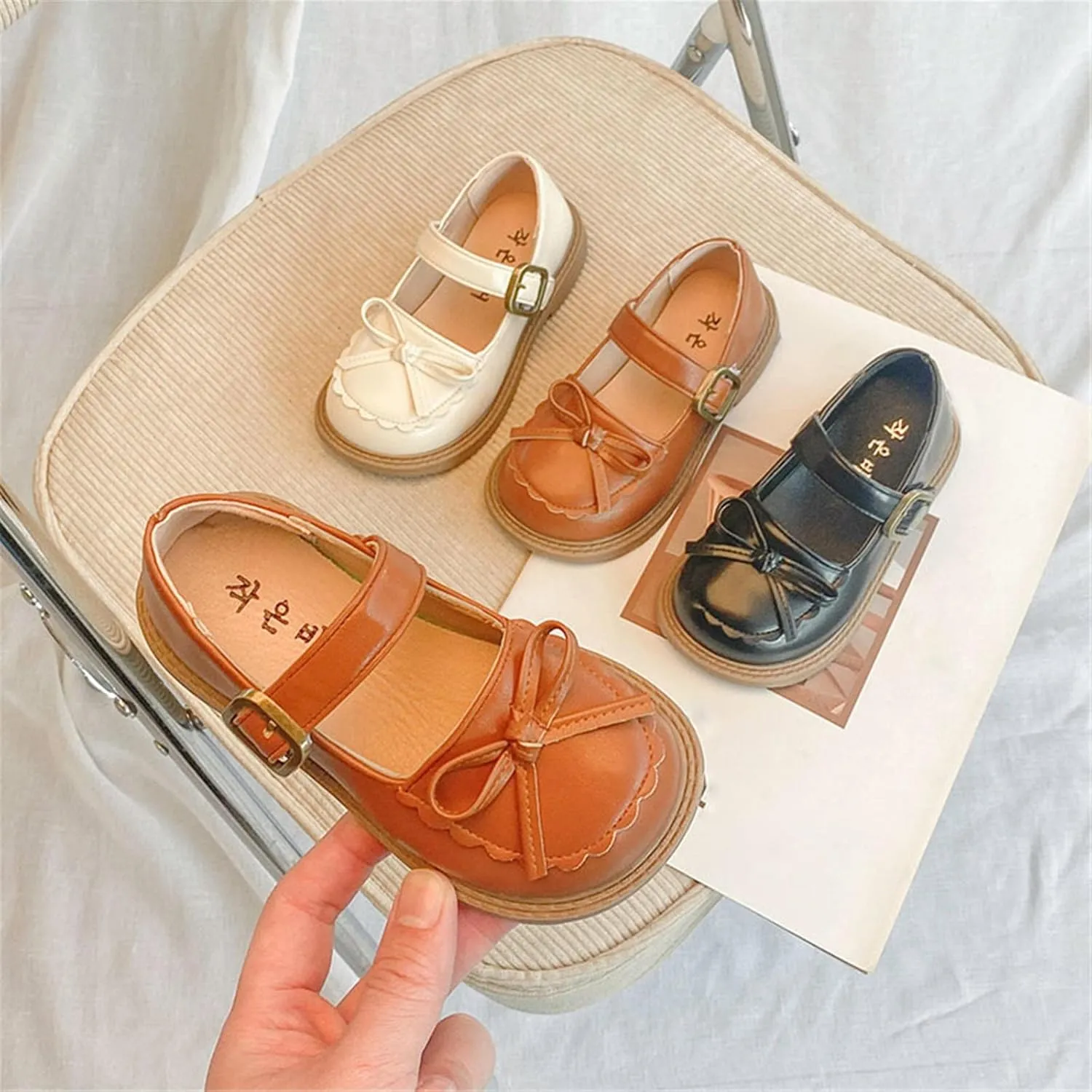 EnJoCho 1 to 12 Years Girls Leather Bow Design Soft Round Toe Princess Dress Flat Shoes Nonslip Shoes Children Princess