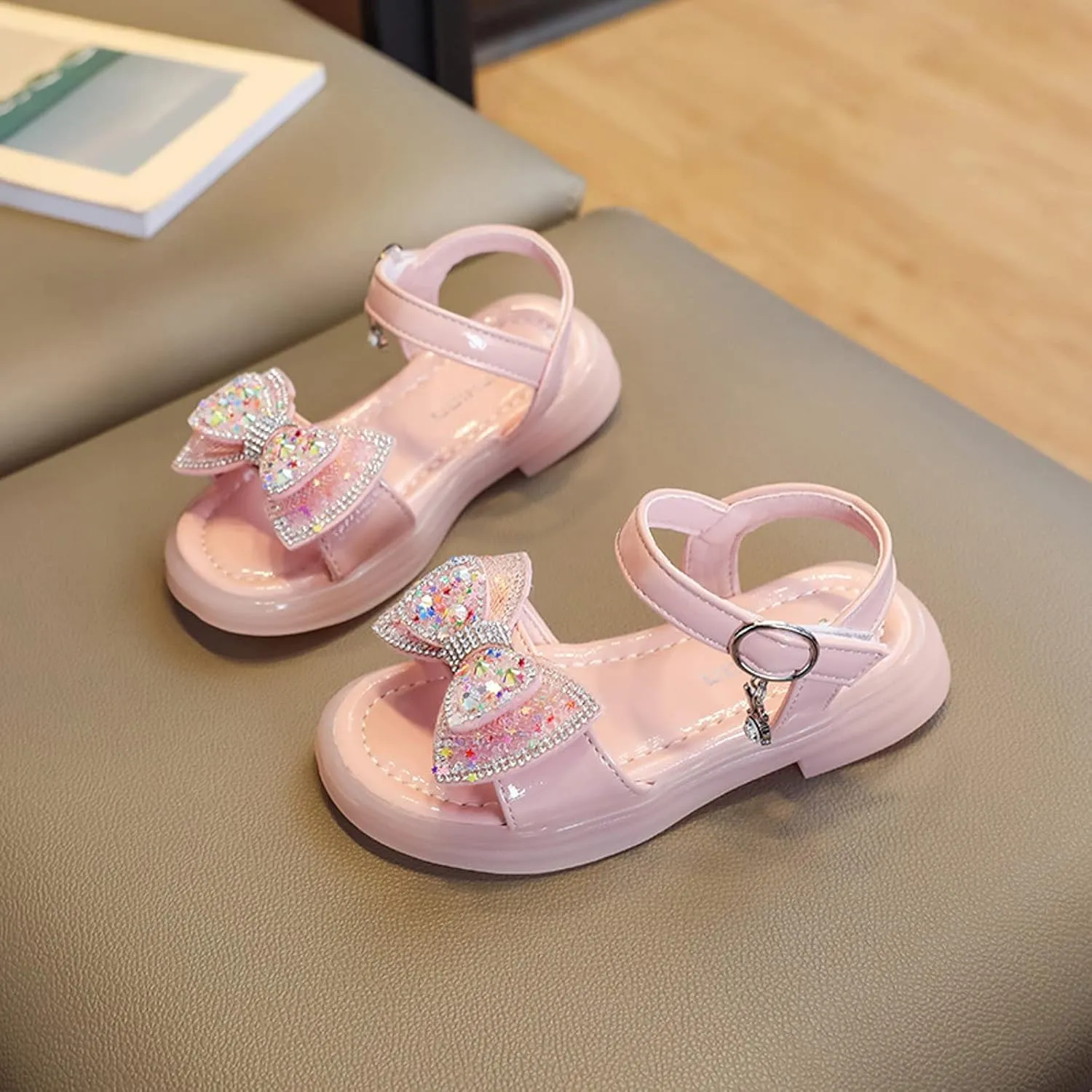 EnJoCho Baby Indoor Sandals Fashion Summer Girls Sandals Flat Bottom Soft Breathable Buckle Rhinestone Bow Casual Shoes