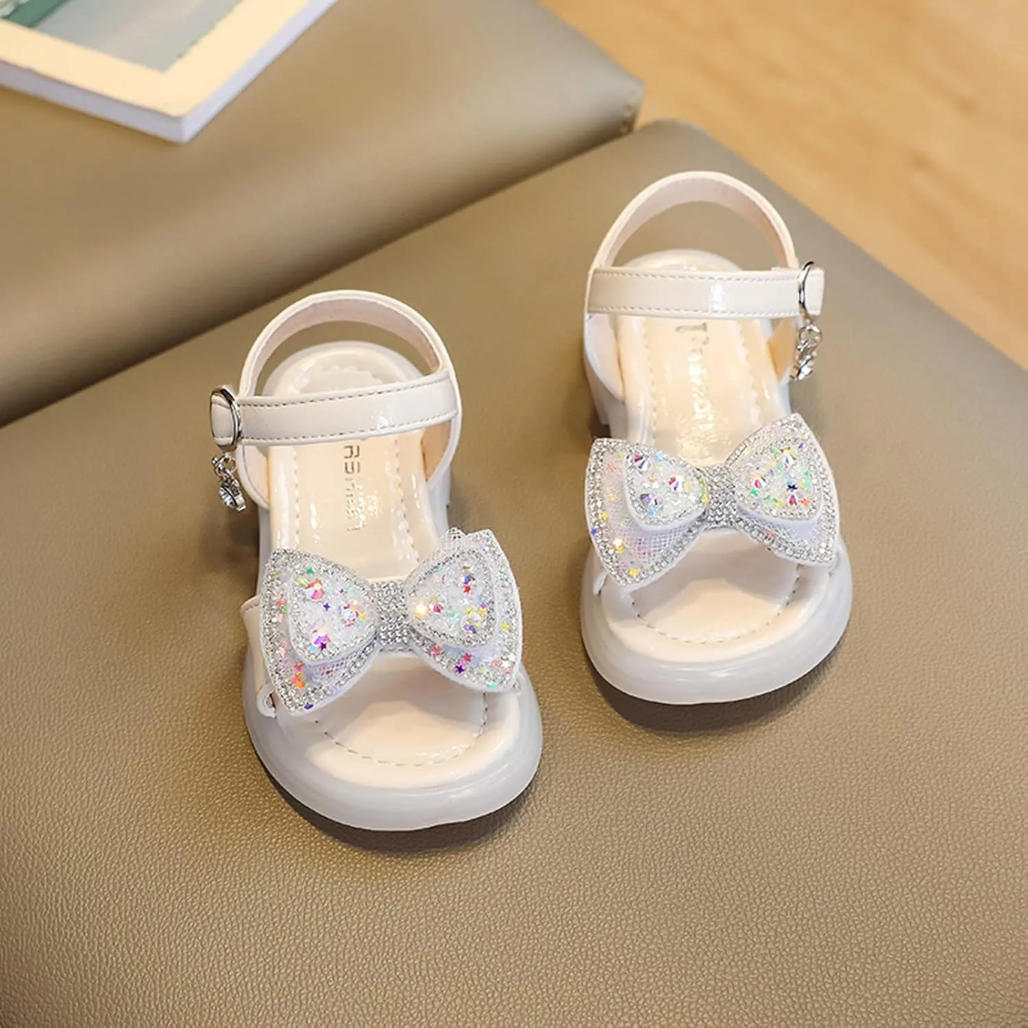 EnJoCho Baby Indoor Sandals Fashion Summer Girls Sandals Flat Bottom Soft Breathable Buckle Rhinestone Bow Casual Shoes