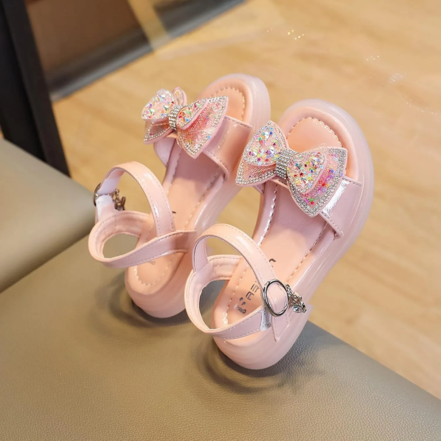EnJoCho Baby Indoor Sandals Fashion Summer Girls Sandals Flat Bottom Soft Breathable Buckle Rhinestone Bow Casual Shoes