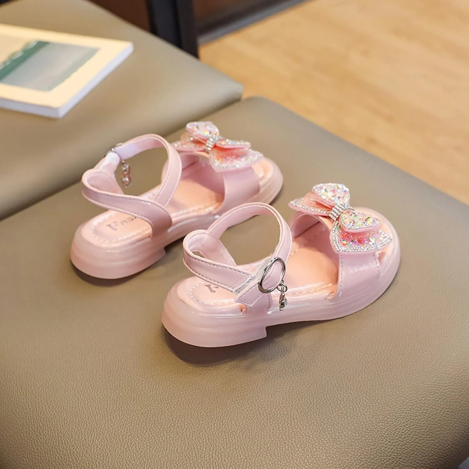 EnJoCho Baby Indoor Sandals Fashion Summer Girls Sandals Flat Bottom Soft Breathable Buckle Rhinestone Bow Casual Shoes