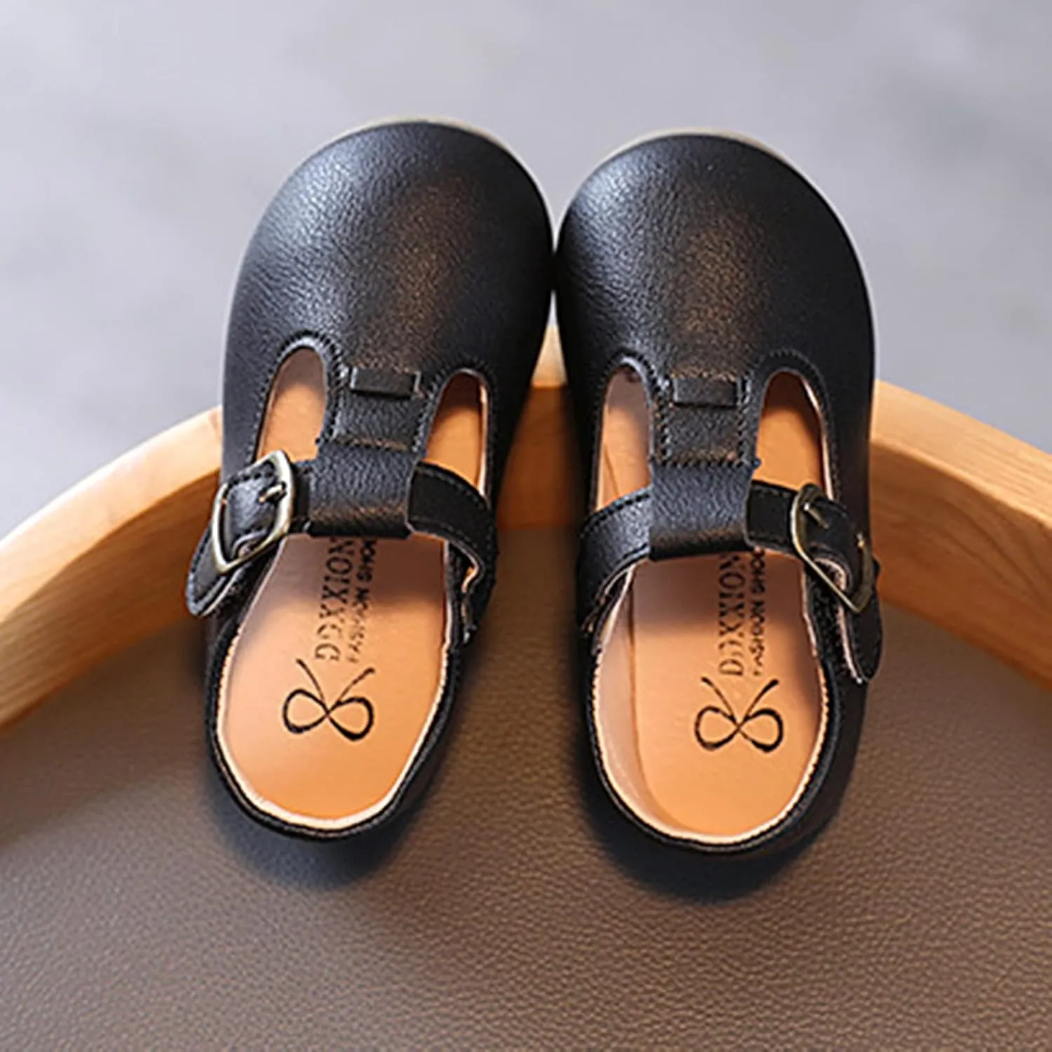 EnJoCho Sneakers for Children Boys Buckle Children Flats Strap Leather Shoes Non-Slip Baby Shoes Girls T Baby Shoes