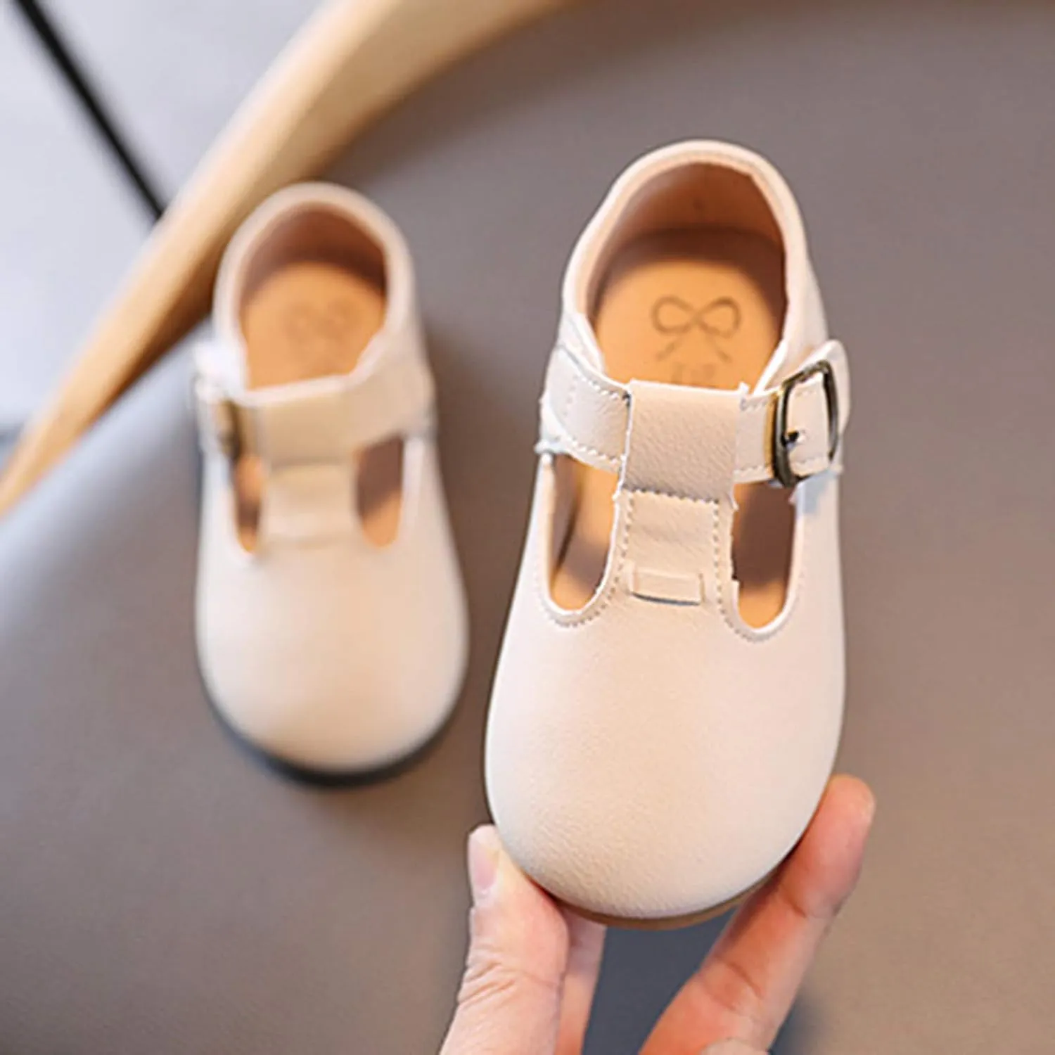 EnJoCho Sneakers for Children Boys Buckle Children Flats Strap Leather Shoes Non-Slip Baby Shoes Girls T Baby Shoes