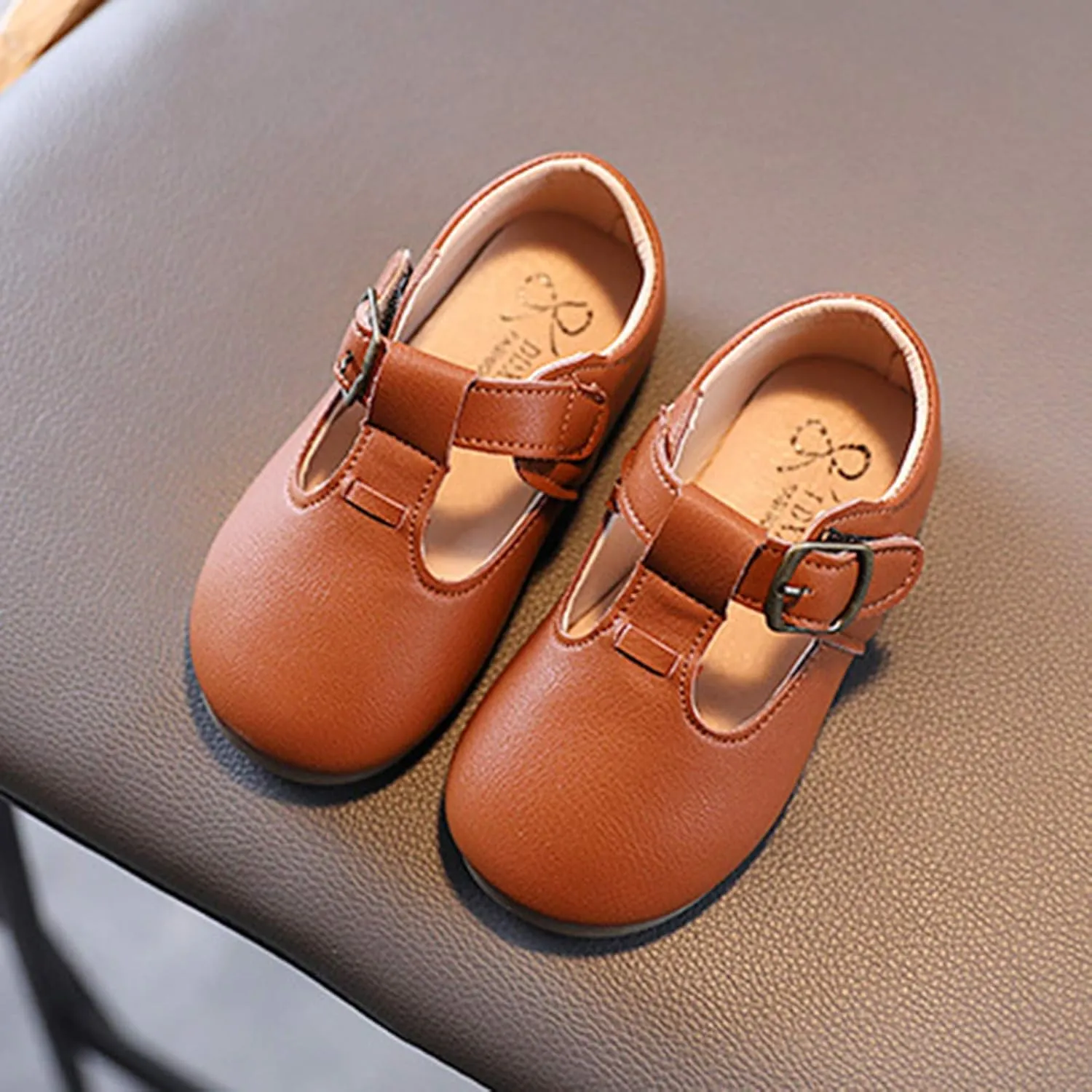 EnJoCho Sneakers for Children Boys Buckle Children Flats Strap Leather Shoes Non-Slip Baby Shoes Girls T Baby Shoes