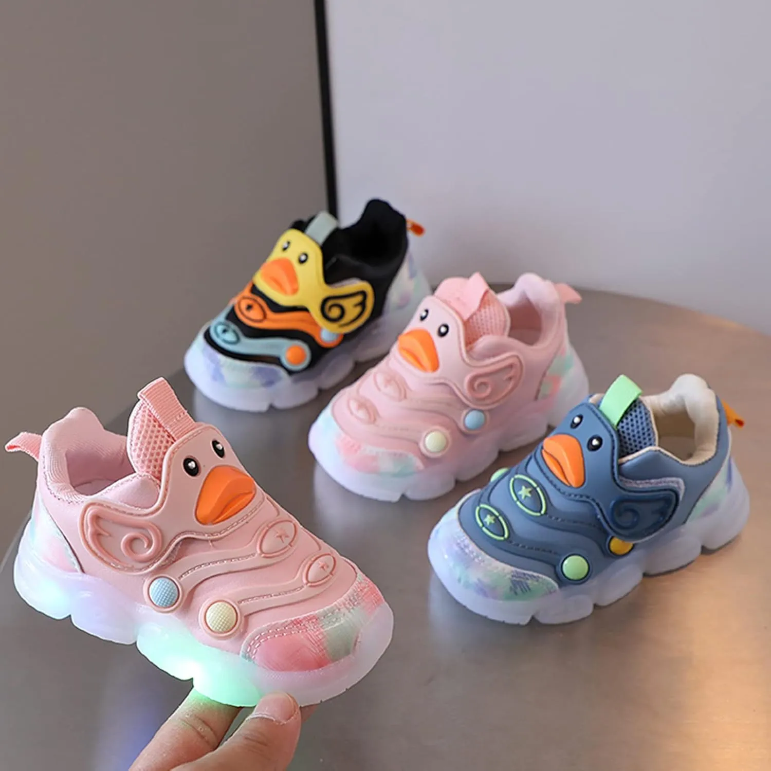 Leather Light Up artoon Sneaker for Toddler Baby Boys Led First Walking Sport Shoes Outdoor Breathable Non Slip Shoes