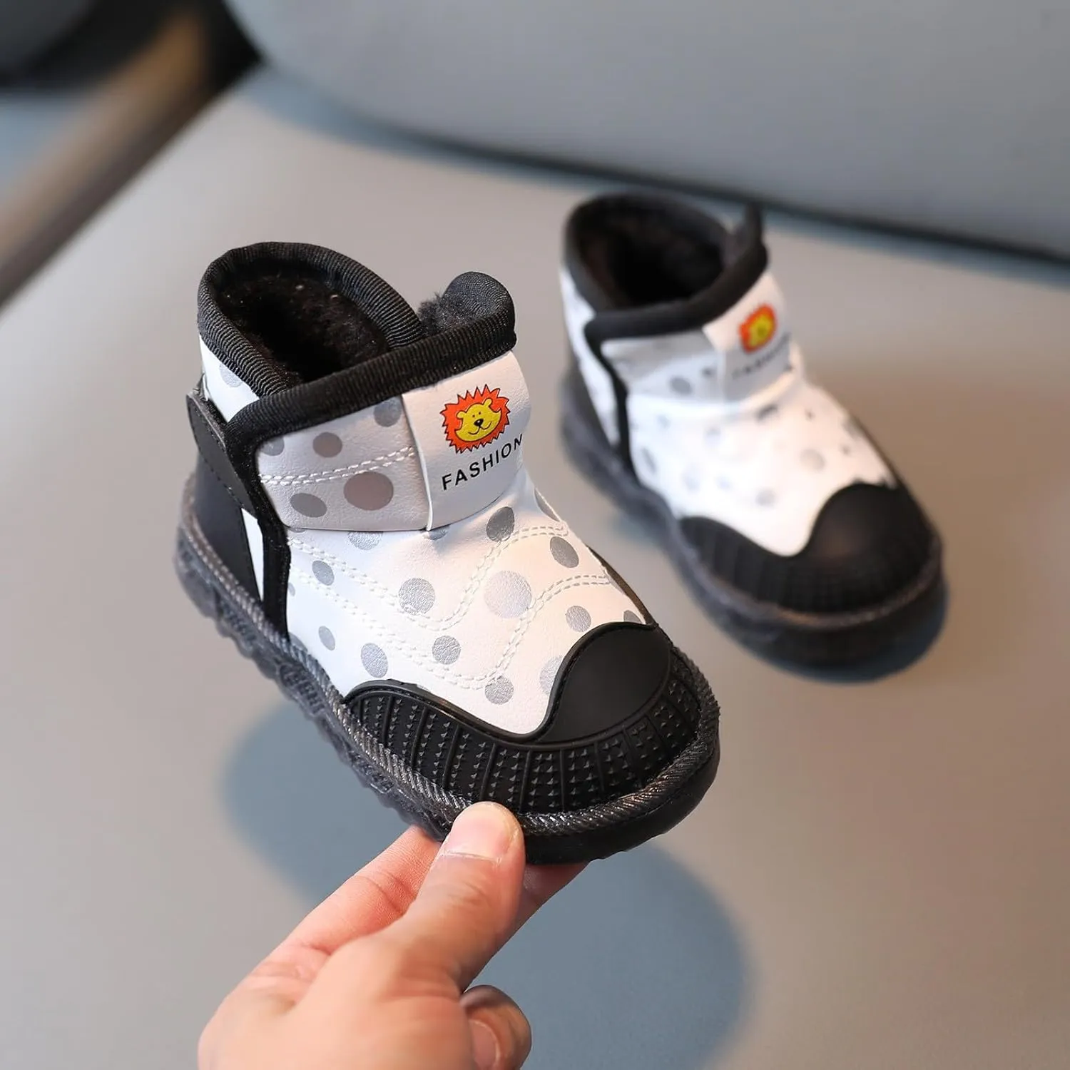 Led Light Shoes For Toddler Boys Girls Fuzzy Lined Thick Warm Booties Baby Infant Newborn Indoor Outdoor Flat Shoes