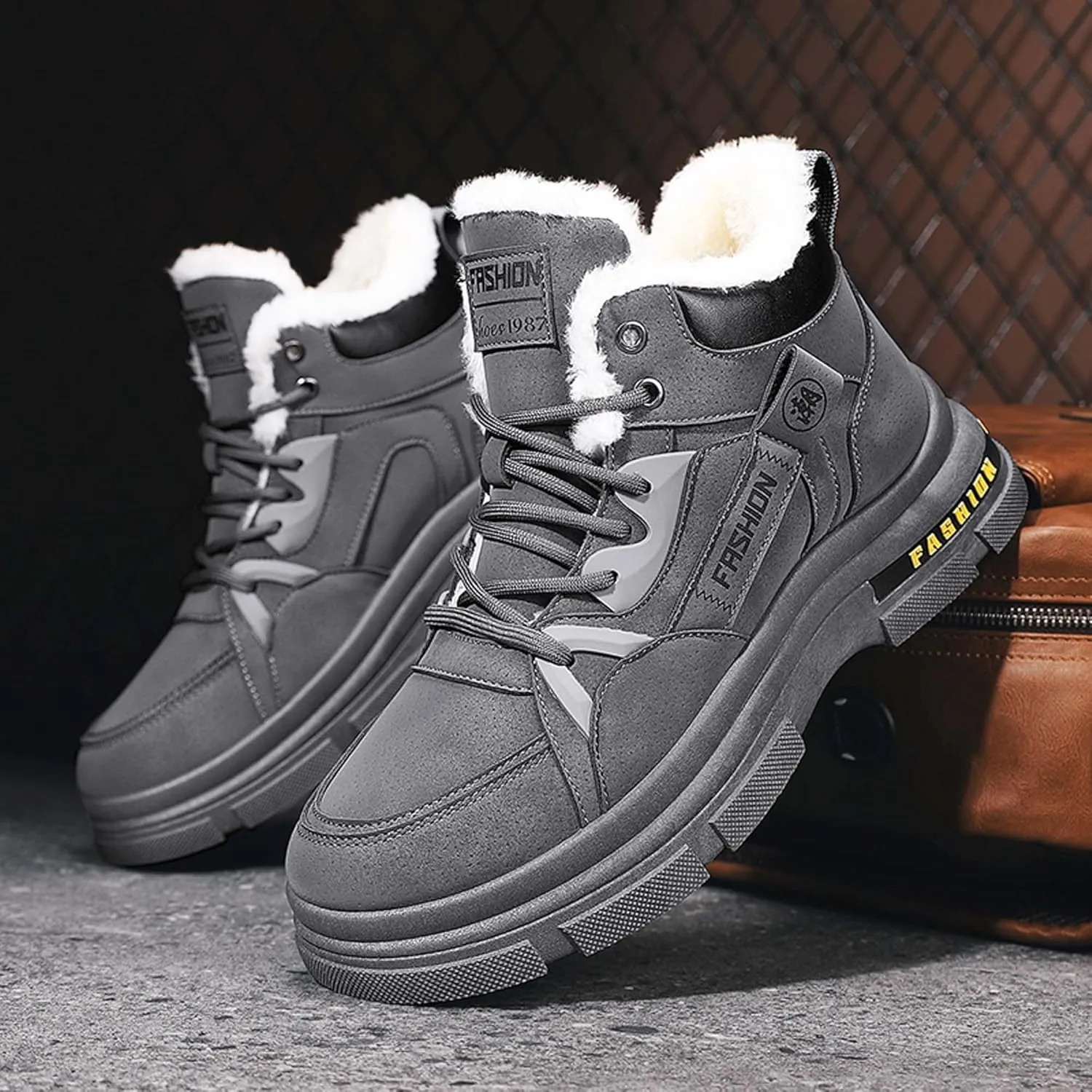 Men's Winter Boots Casual Lightweight Waterproof Snow Boots Anti Slip Fur Lining Hiking Backpack Hiking Boots Black