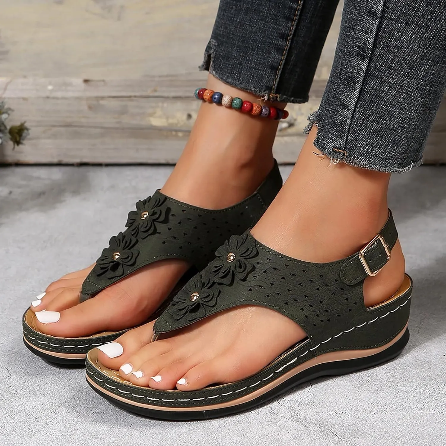 Orthopedic Sandals for Women Arch Support Orthotic Adjustable Straps Lightweight Cushion Walking Sandals Non Slip Sole Dressy Beach Footwear Summer Flip Flops for Women