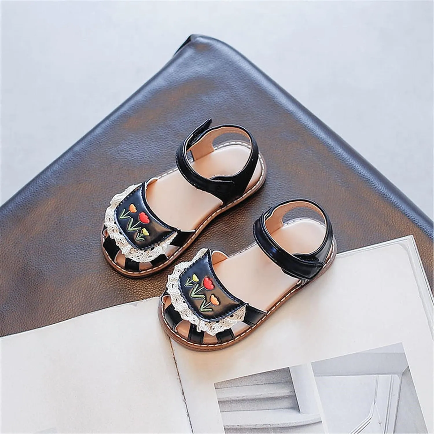 sfdgfhyf Casual Shoes for Kids Girls Casual Sticky Light Weight Adjustable Straps Summer Little Child/Big Sandals