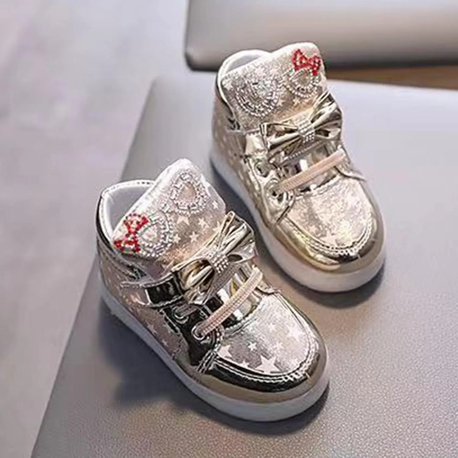 Toddler Flat Lights up Sneakers Gold Hook Loop Glitter First Walking Sport Shoes Baby Infant Newborn Slip On Casual Shoes