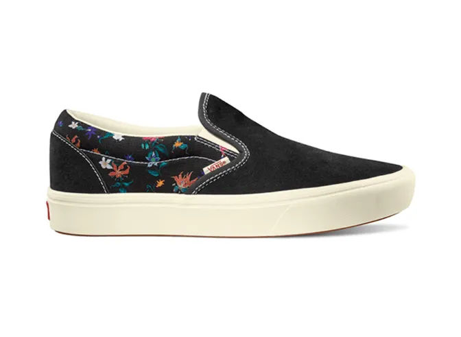 VANS Women's ComfyCush Slip-On Shoes Fatal Floral Black