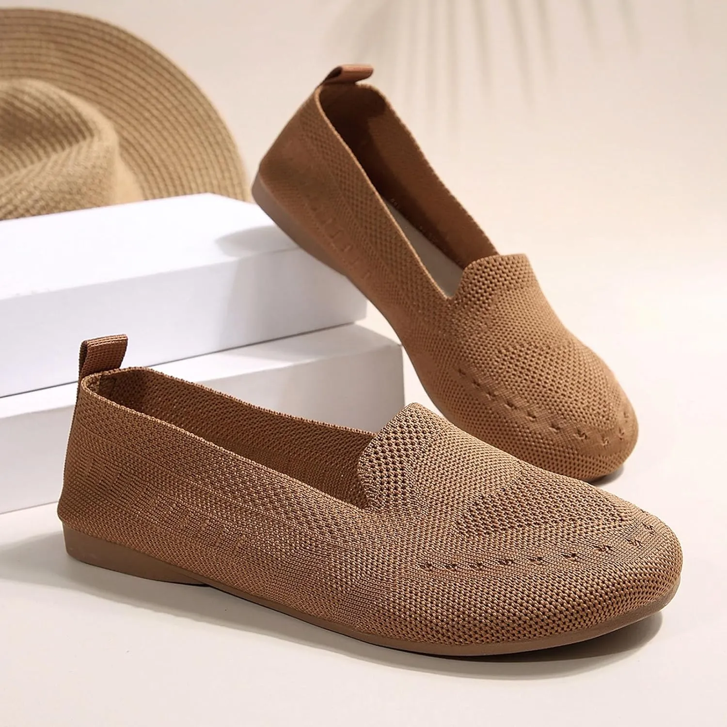 Women's Casual Slip On Shoes Breathable Mesh Flat Comfortable Walking Shoes for Daily Wear and Travel Lightweight Versatile Design