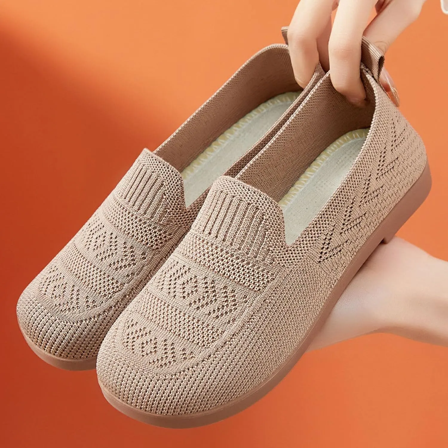 Women's Casual Slip On Shoes Breathable Mesh Round Toe Flat Comfortable Walking Shoes for Daily Wear Spring
