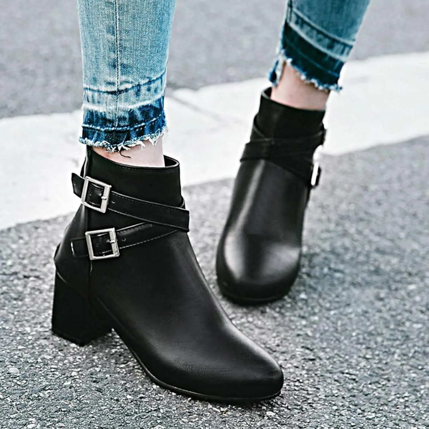 Women's Low Heel Chunky Ankle Boots Winter Shoes Chelsea Boots for Women Slip On Ankle Booties Pointed Toe Low Heeled Short Booties Fall Dress Shoes with Back Zipper Buckle Strap